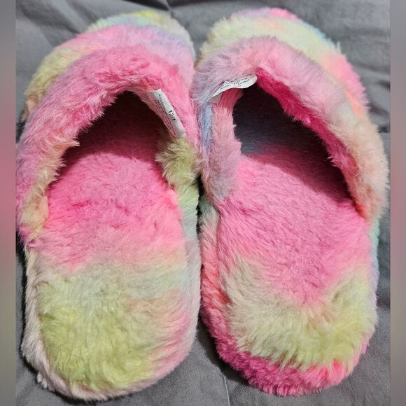 Childerns place Multi-colored two strap slide slippers. 13/1 Girls - Picture 6 of 7